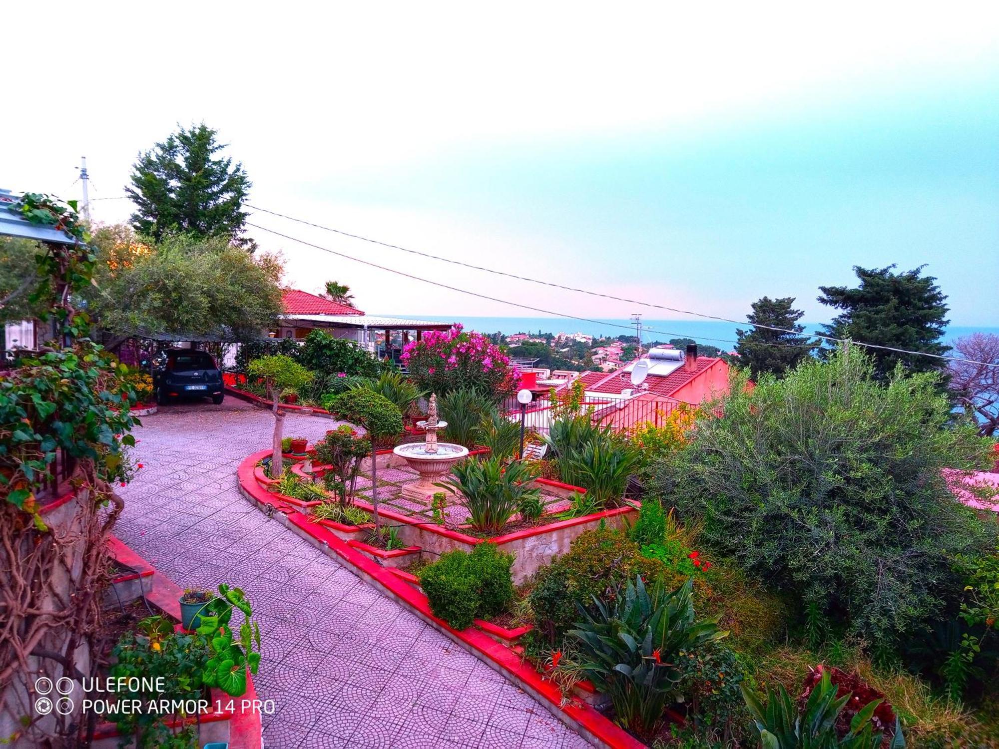 Green Villa Sand Beach Center Close Sea Veiw เชฟาลู ภายนอก รูปภาพ