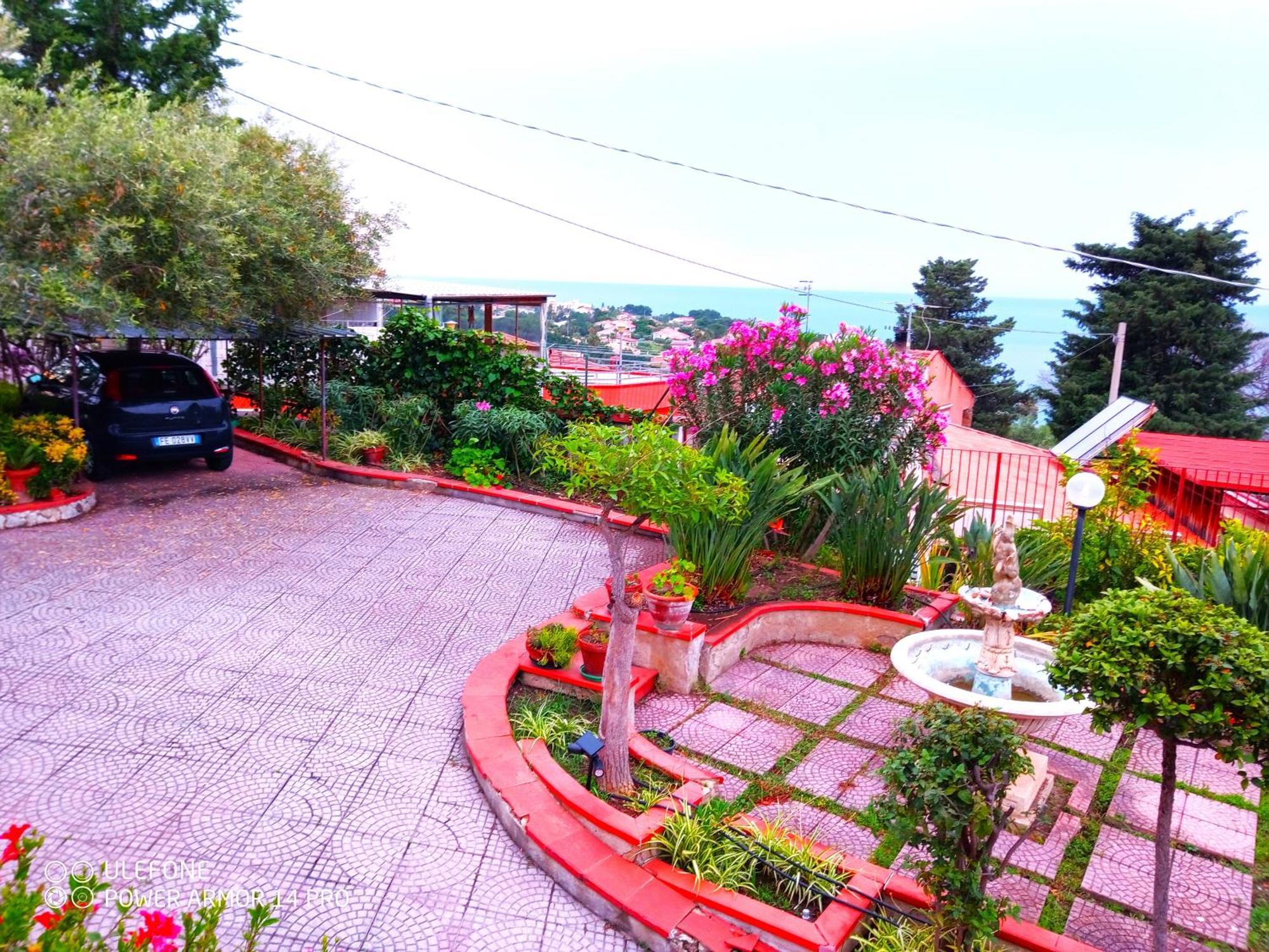 Green Villa Sand Beach Center Close Sea Veiw เชฟาลู ภายนอก รูปภาพ