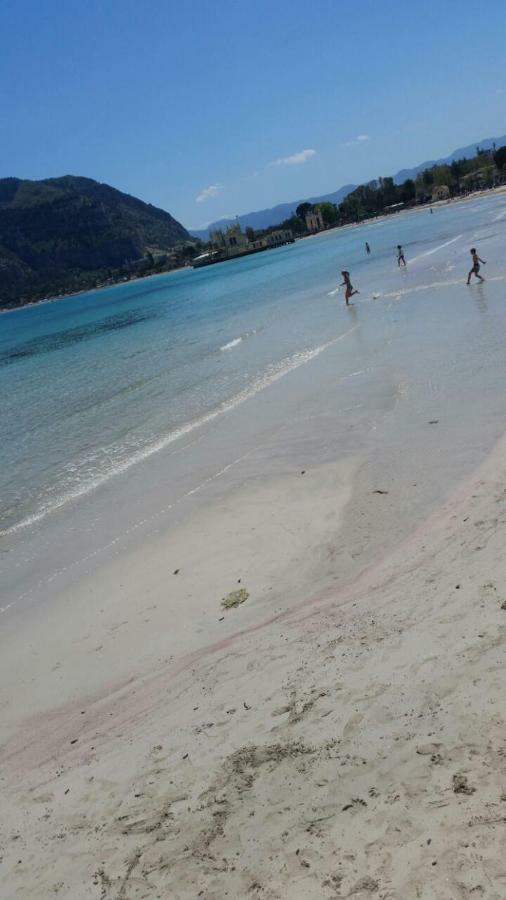 Green Villa Sand Beach Center Close Sea Veiw เชฟาลู ภายนอก รูปภาพ